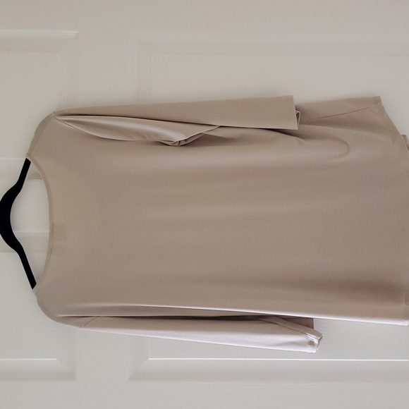 Chicos Top - Picture 4 of 4